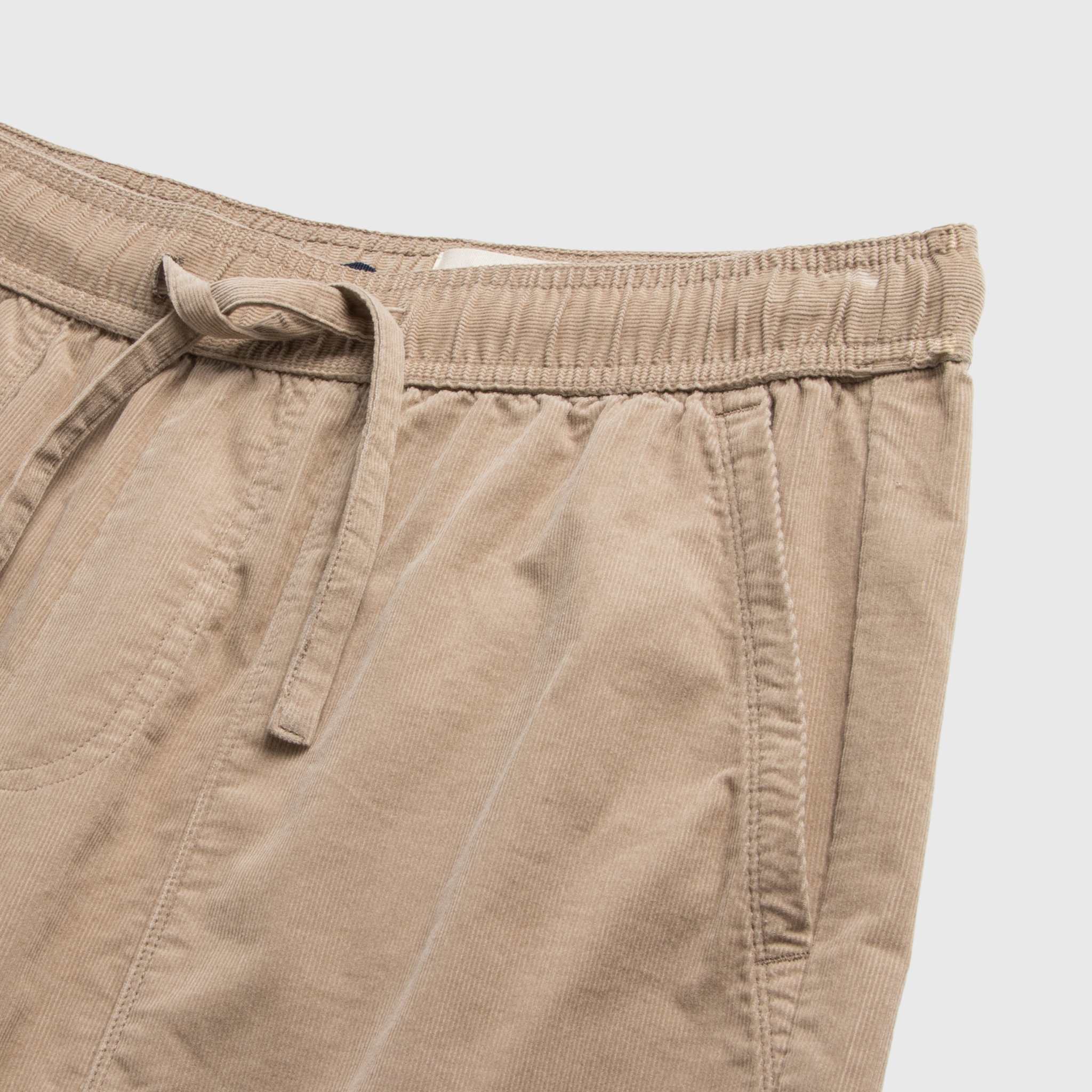 Tyler Corduroy Short - Chinchilla - WonderingCloth