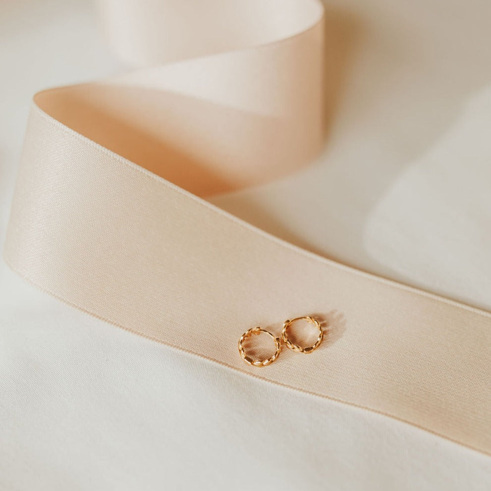 Athena Hoops - WonderingCloth