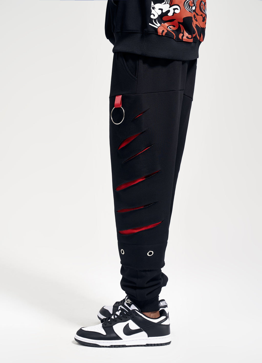 BF860 Slashed Sweatpants