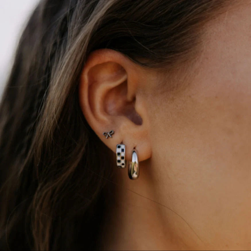 Bow Flat Back Studs - WonderingCloth