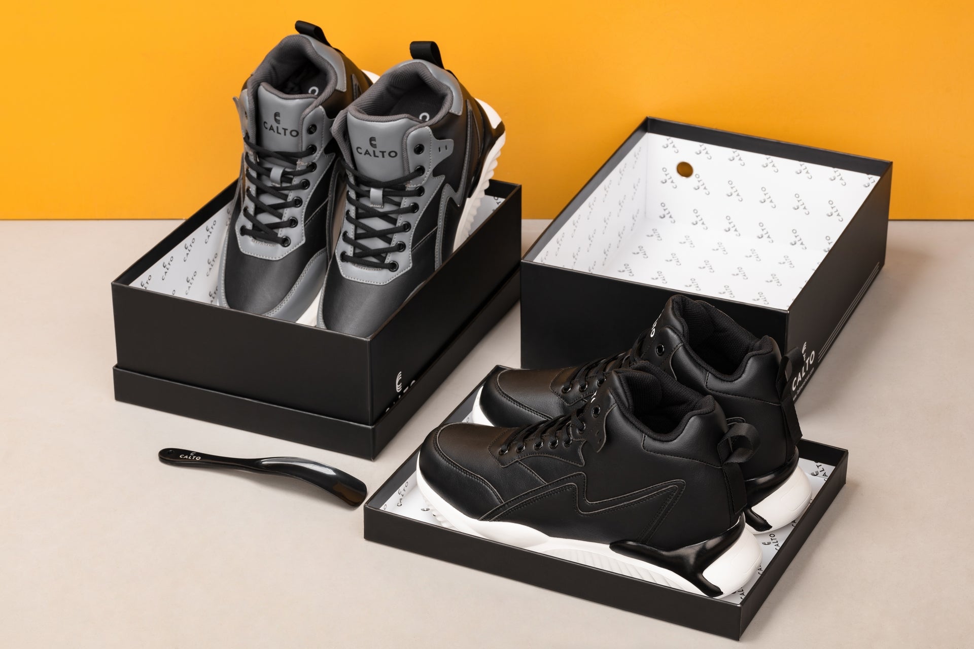 CALTO - S3060 - 4 Inches Taller (Black) - Lightweight Sneakers - WonderingCloth