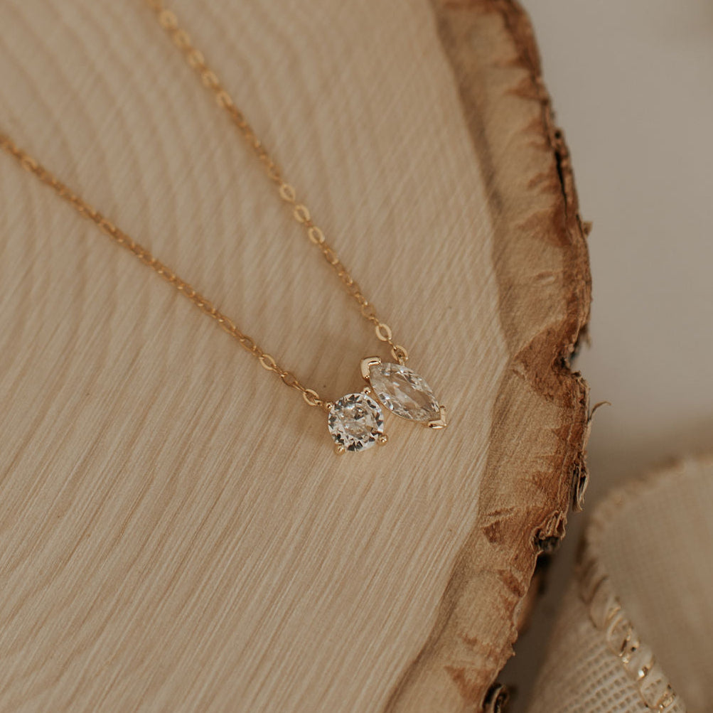 Sloane Two Stone Diamond Necklace - WonderingCloth