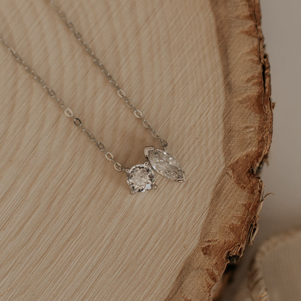 Sloane Two Stone Diamond Necklace - WonderingCloth