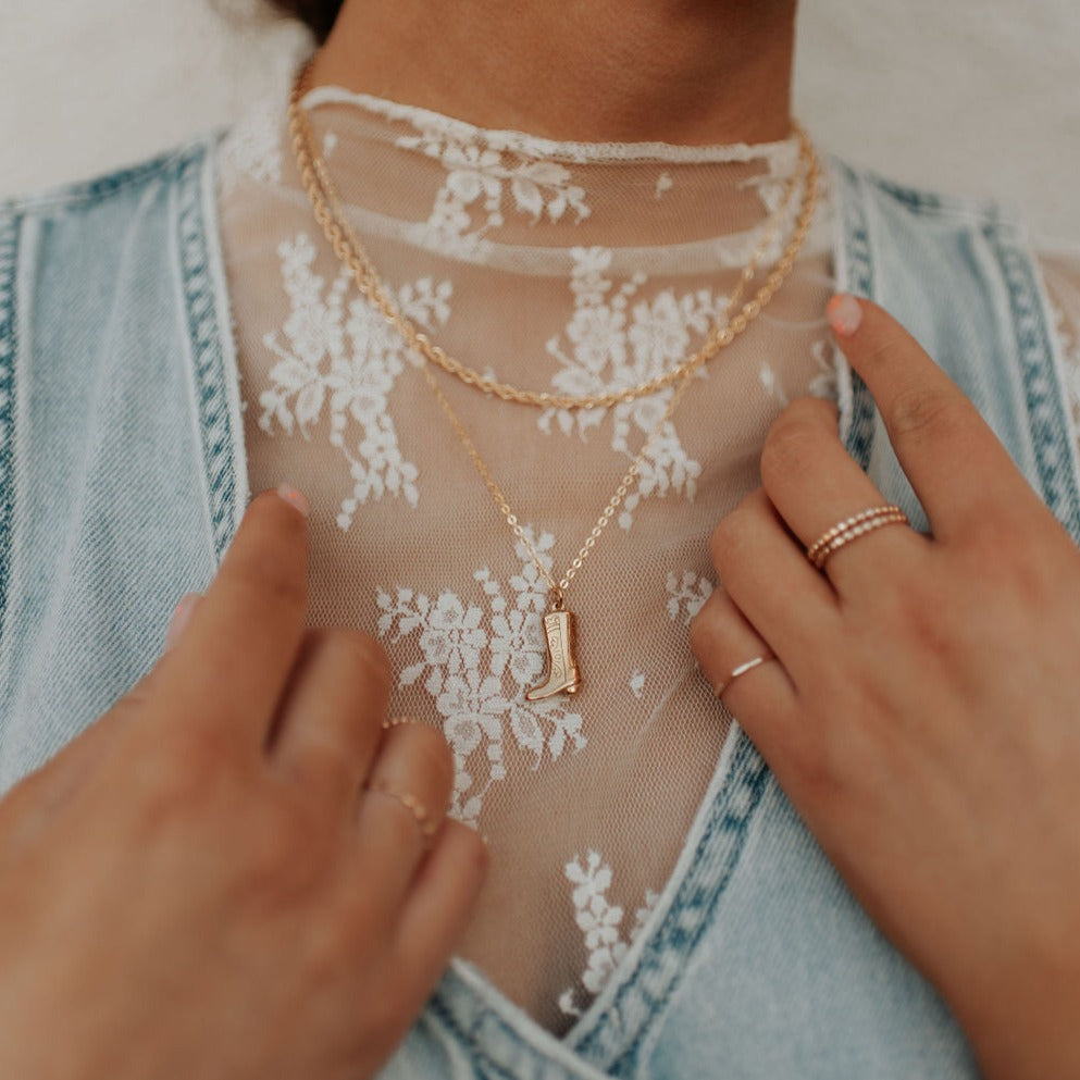 Dolly Boot Necklace - WonderingCloth