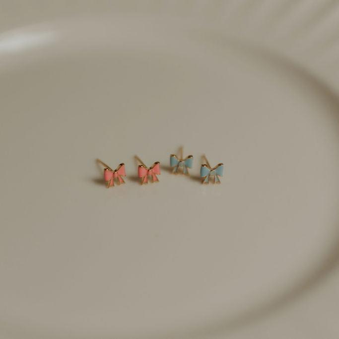 Clara Bow Studs - WonderingCloth