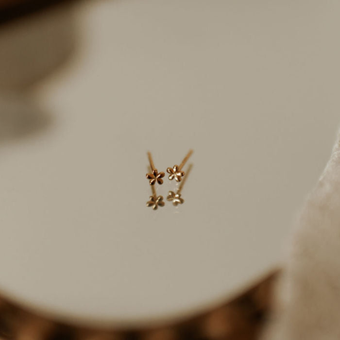 Blossom Mini Studs - WonderingCloth