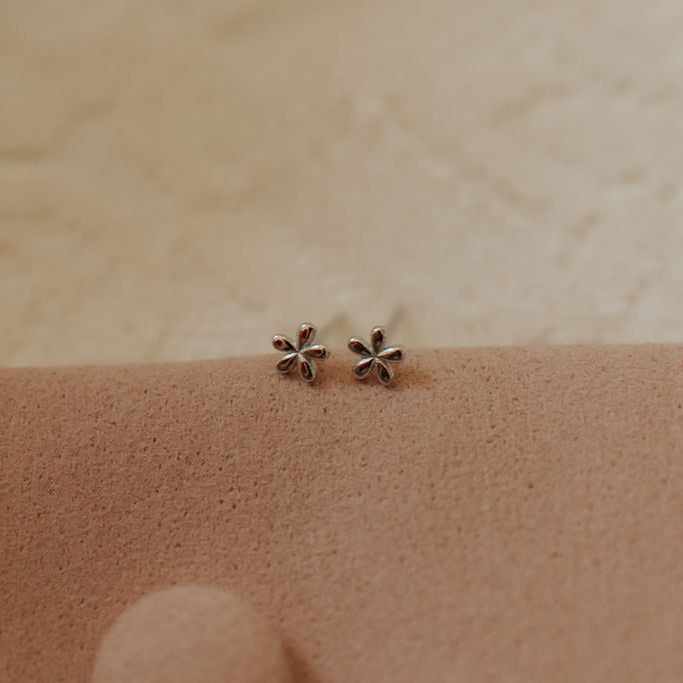 Blossom Mini Studs - WonderingCloth