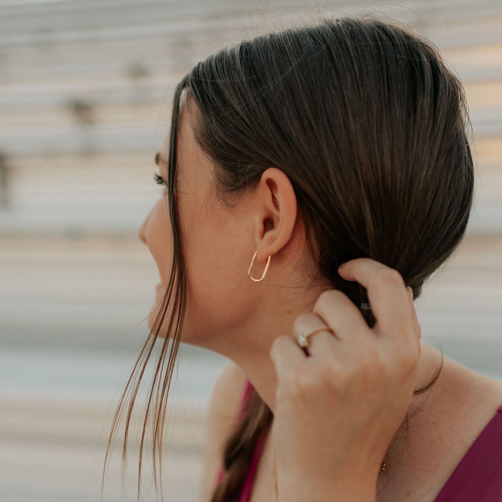 Avery Gold Hoops - WonderingCloth