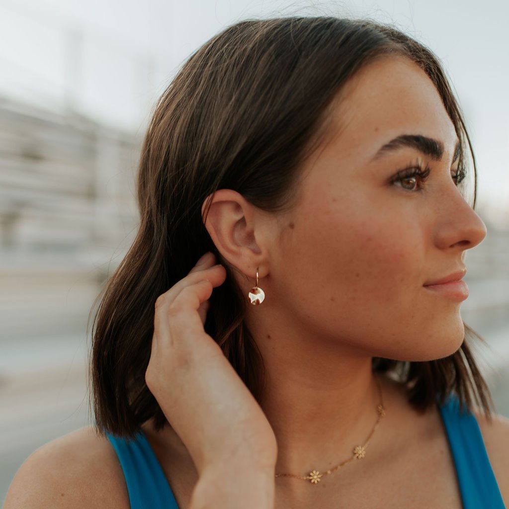 Molly Hoops - WonderingCloth