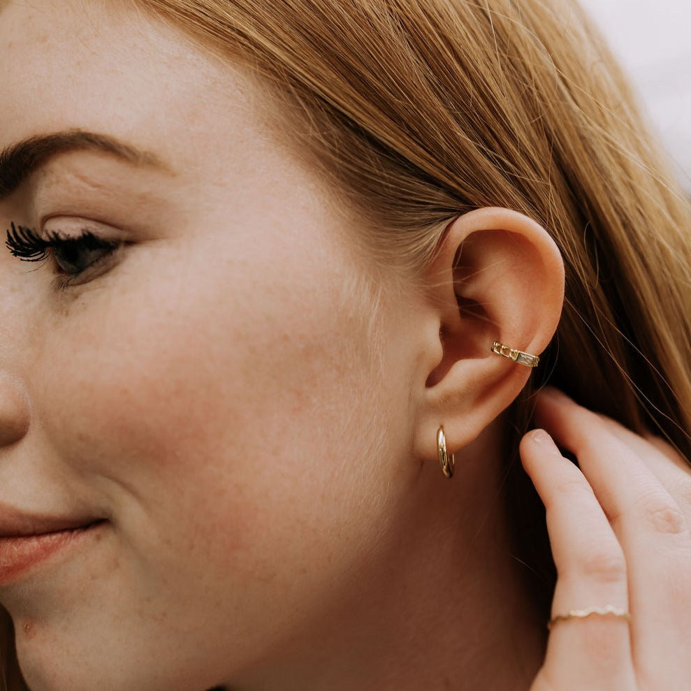 Sophie Baguette Diamond Ear Cuff - WonderingCloth