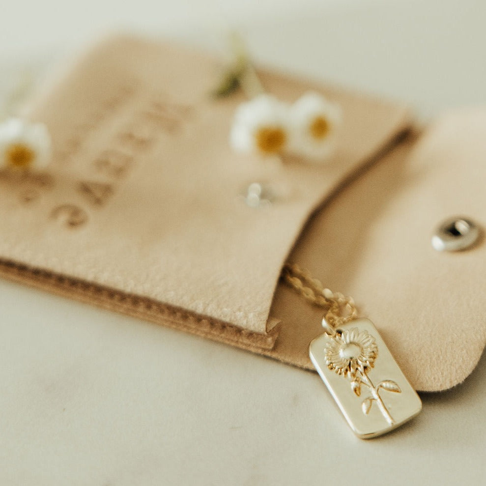 Sunflower Necklace - WonderingCloth