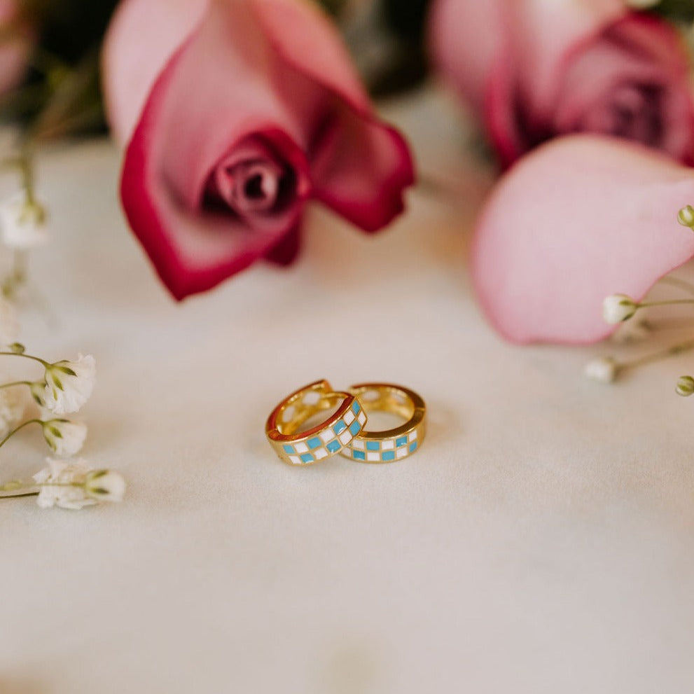 Blue & White Checkered Hoops - WonderingCloth