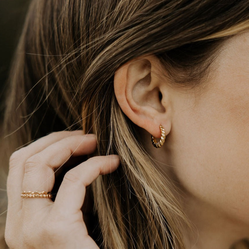Brooklyn Twist Hoops - WonderingCloth