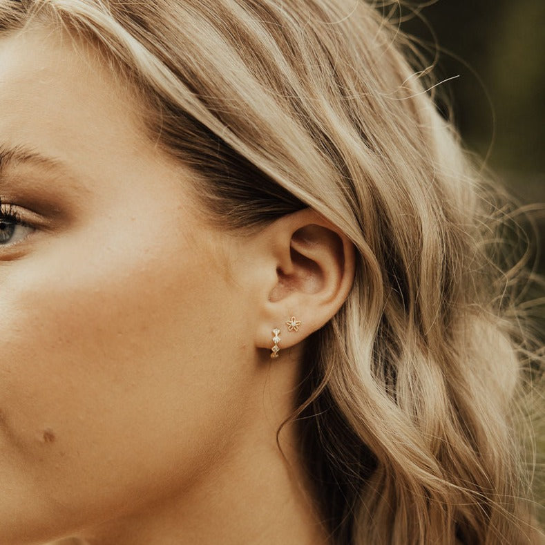Alice Diamond Hoops - WonderingCloth