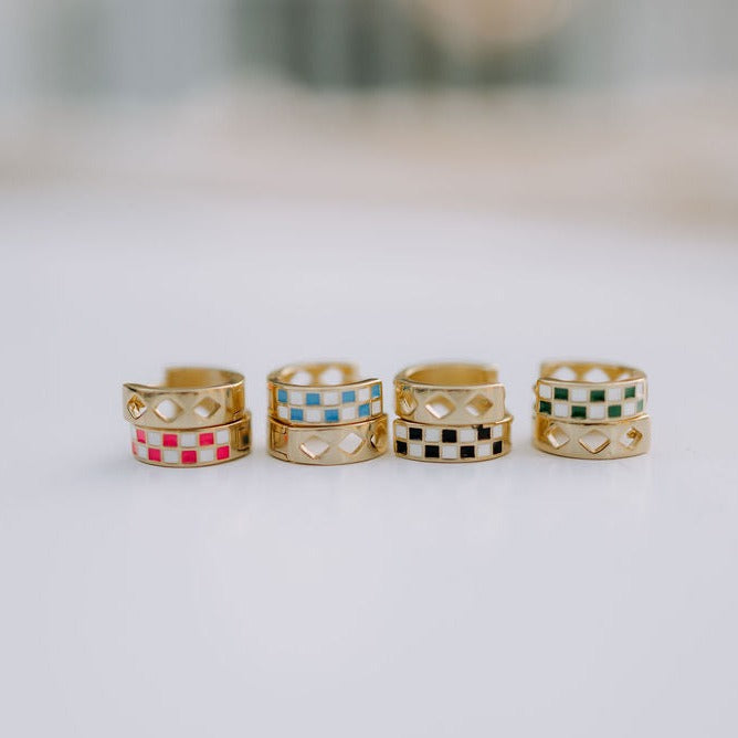 Black & White Checkered Hoops - WonderingCloth