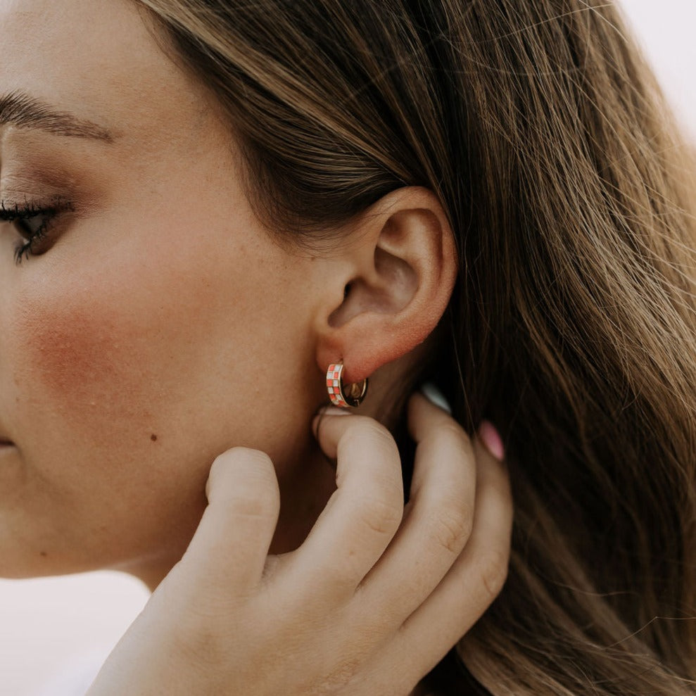 Pink & White Checkered Hoops - WonderingCloth