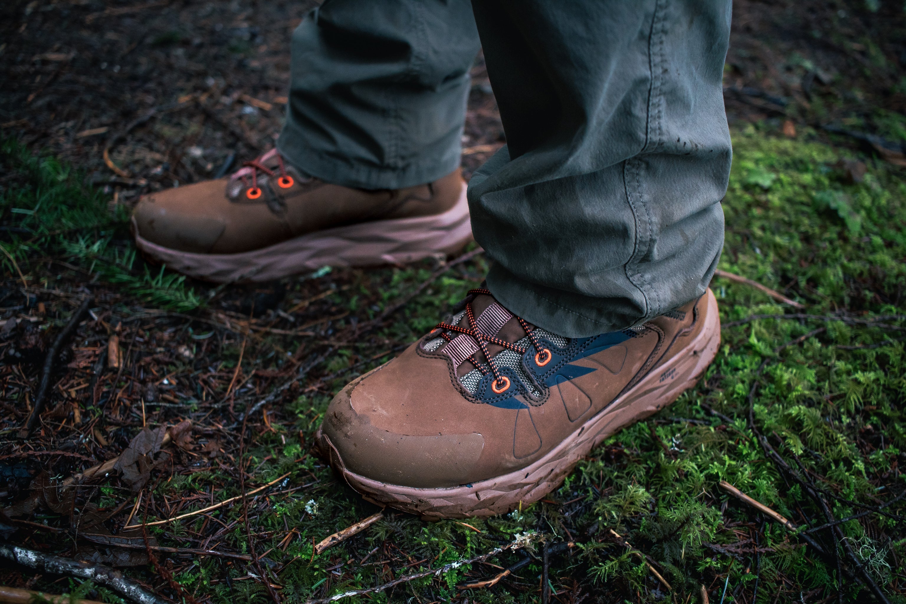 ROCKROOSTER Farmington Brown 6 Inch Waterproof Hiking Boots with VIBRAM® Outsole  OC21031 - WonderingCloth