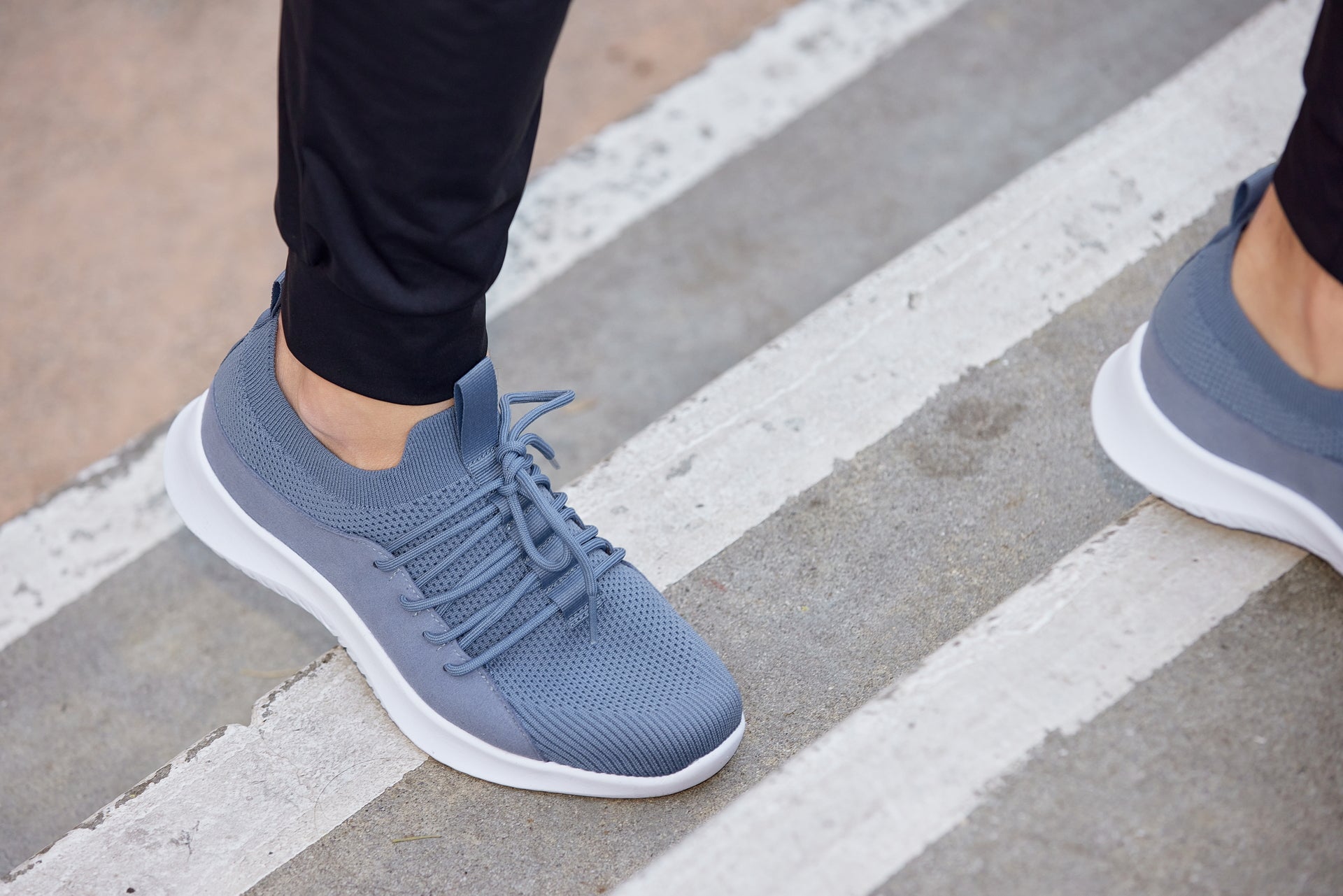 CALTO - Q133 - 2.4 Inches Taller (Light Slate Gray/White Sole) - Ultra Lightweight Sneakers - WonderingCloth