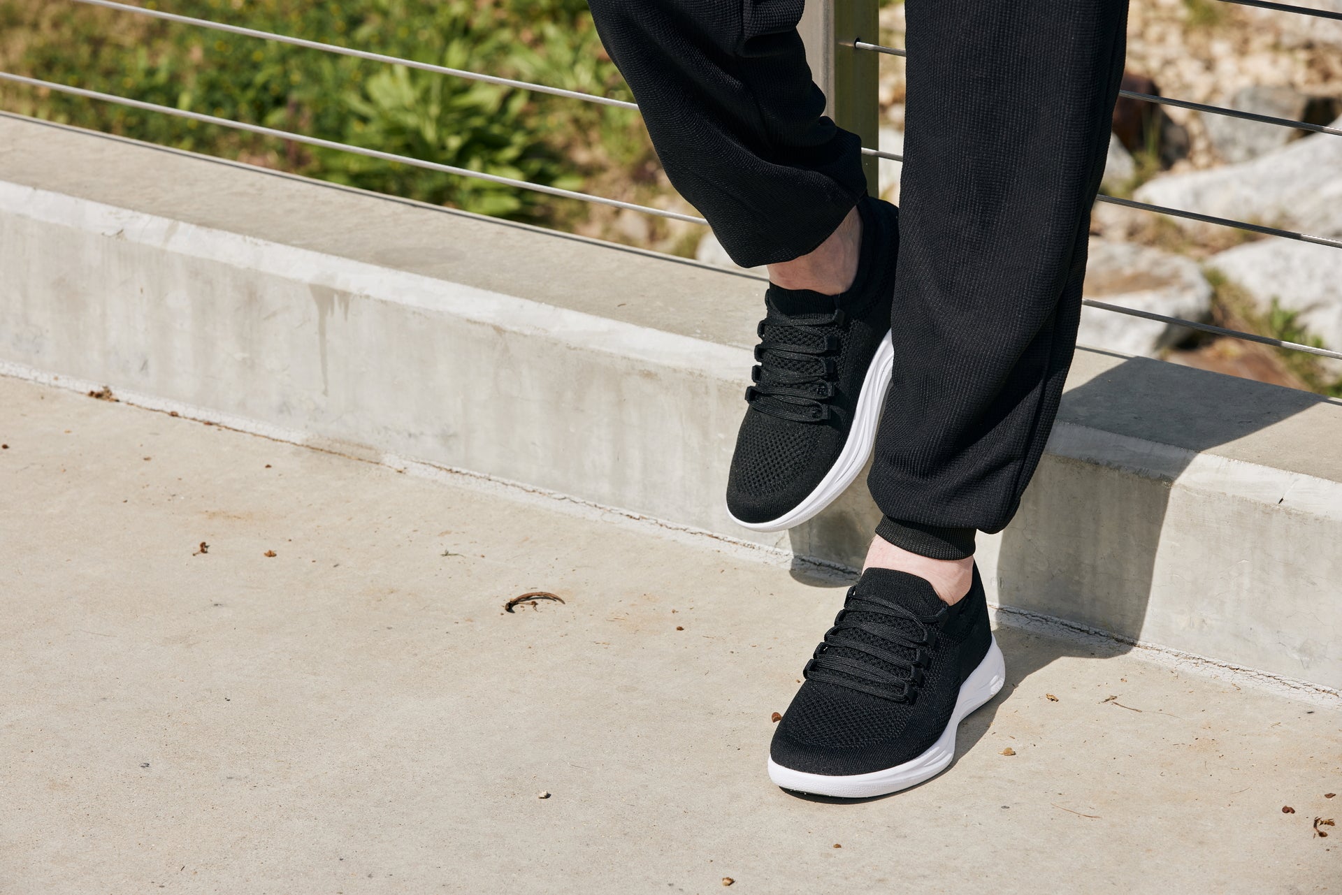 CALTO - QA062 - 2.4 Inches Taller (Black/White Sole) - Lightweight Knitted Sneakers - WonderingCloth