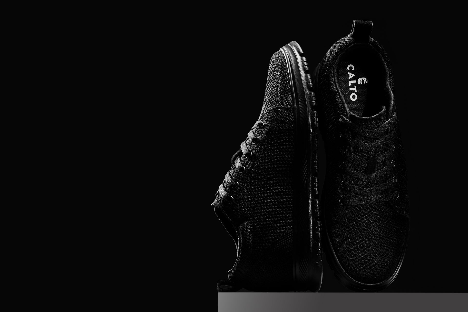 CALTO - X2320 - 2.4 Inches Taller (Black/Black Sole) - Lace Up Casual Sneaker - Lightweight - WonderingCloth
