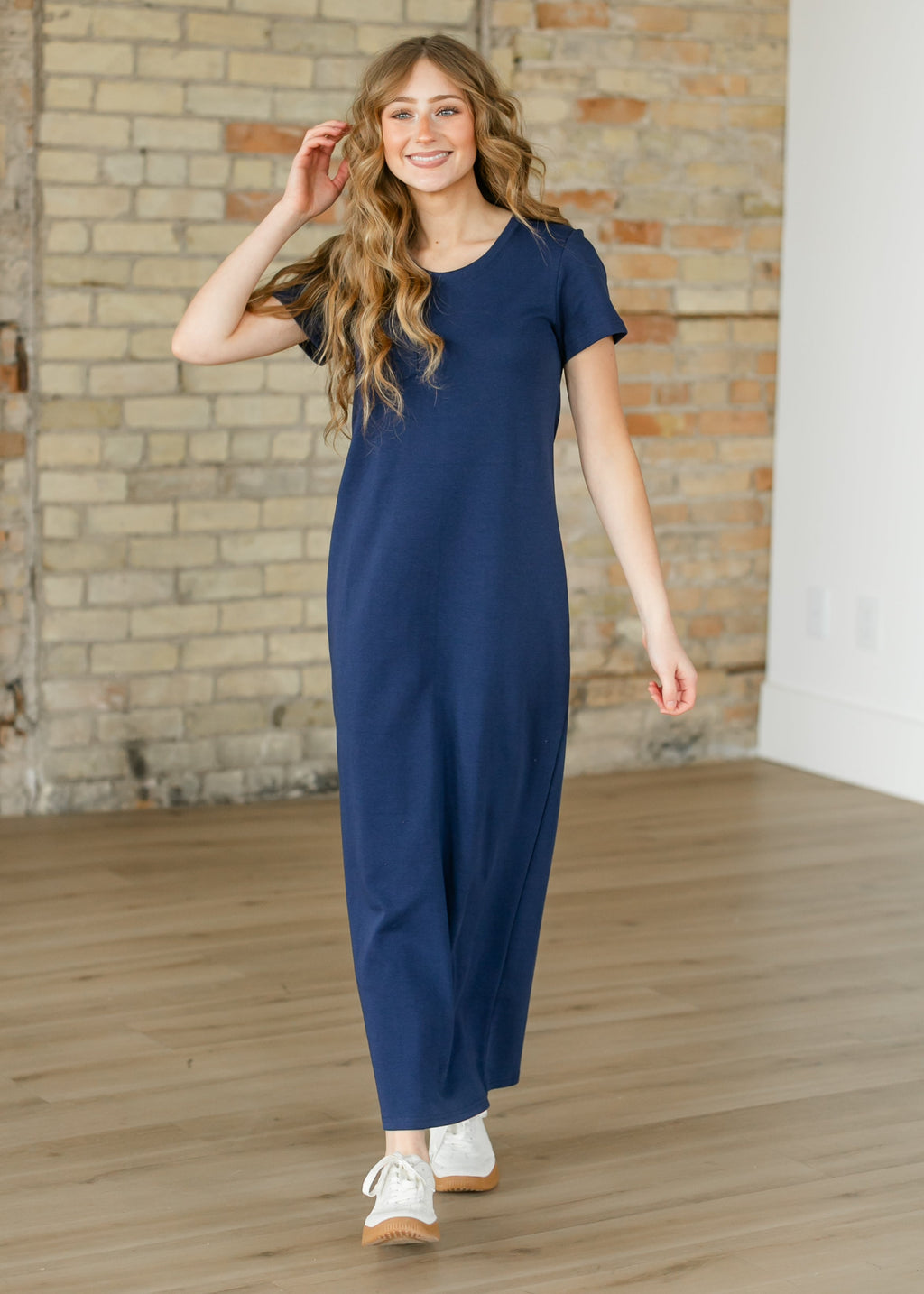 Jane Navy T-shirt Maxi Dress - WonderingCloth
