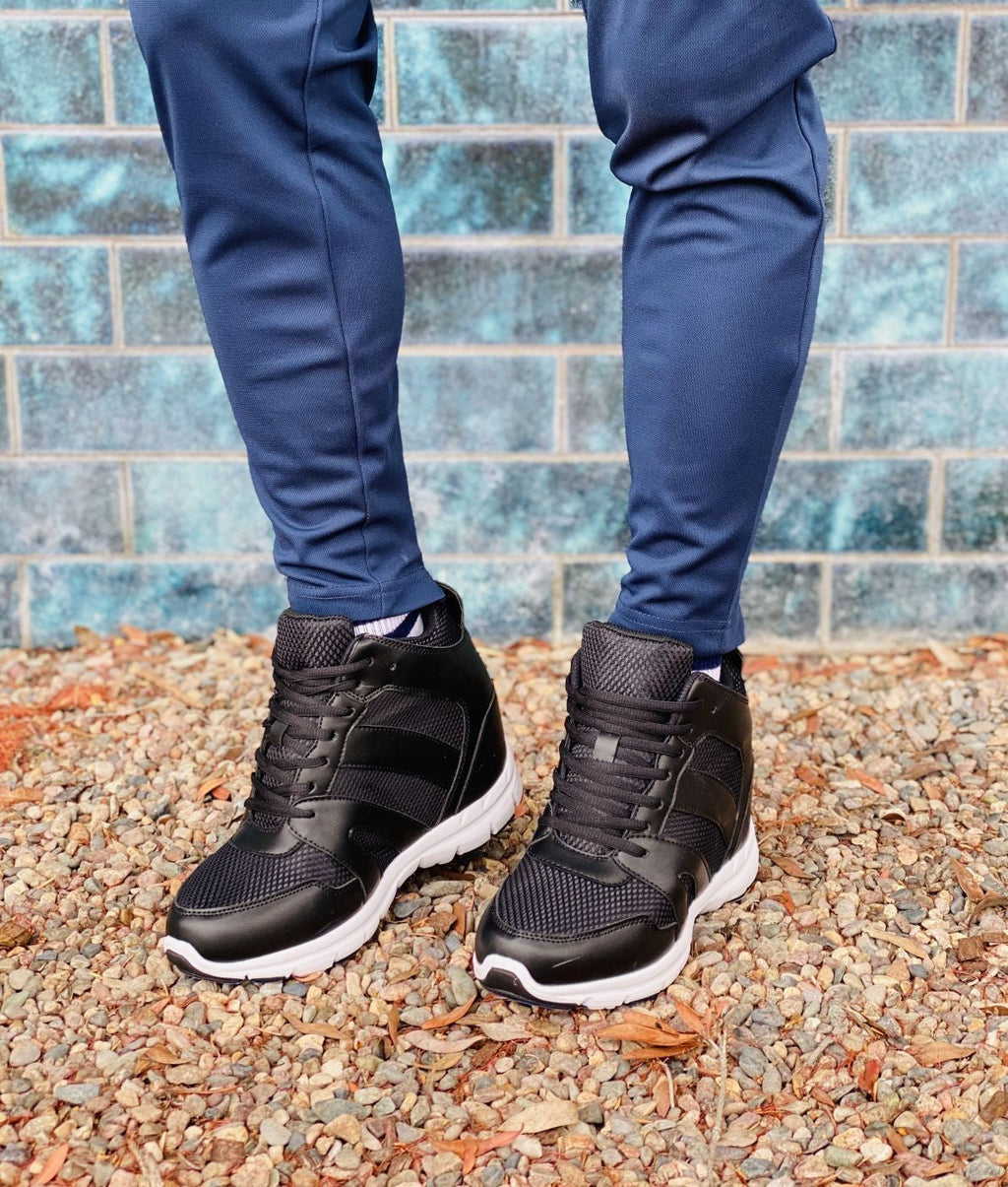 CALTO 4-Inch Taller Men's Black Elevator Sneakers - G3330 - WonderingCloth